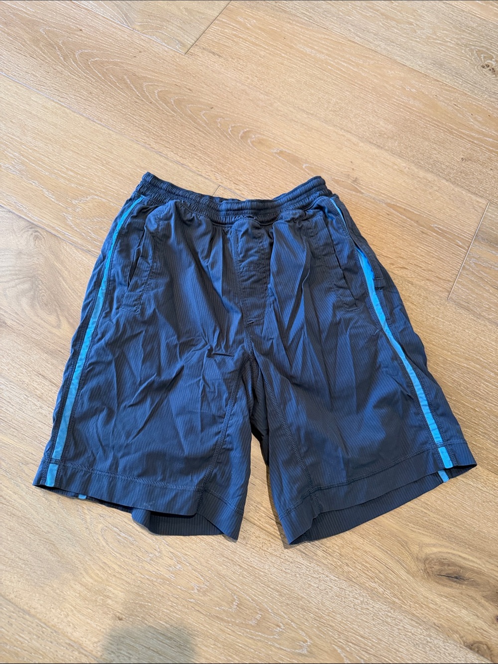 Men's Lululemon athletic shorts
